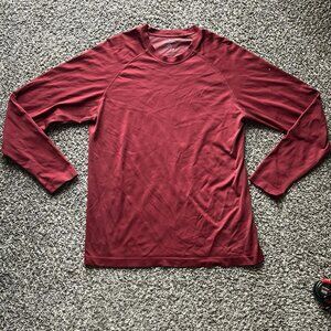 Fabletics Burgundy Athletic Gym Shirt Mens M Running Training Activewear Sporty